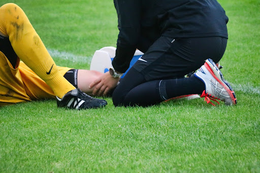 how to prevent sports injuries